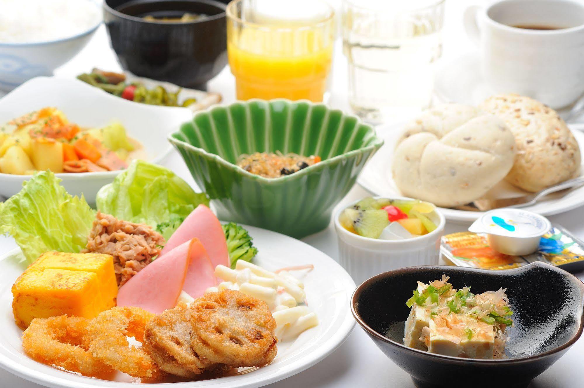 Hotel Route-Inn Marugame Dış mekan fotoğraf